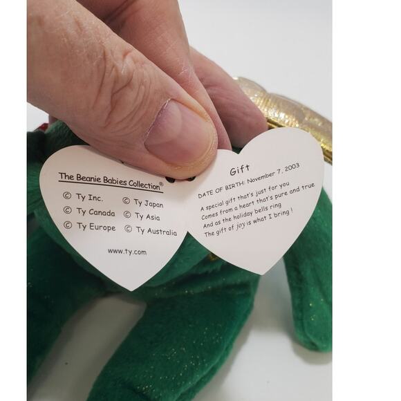 TY Beanie Babies  "Gift" "Mistletoe" & "1999 Holiday Teddy" LOT OF 3, PRE-OWNED - Picture 7 of 7